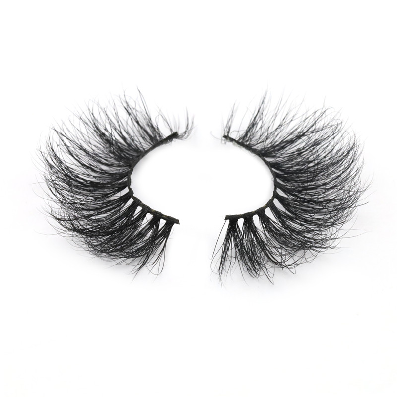 25mm-mink- lashes-E3.jpg